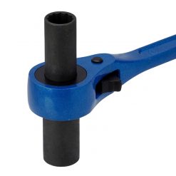 Mono10079587 210512 06